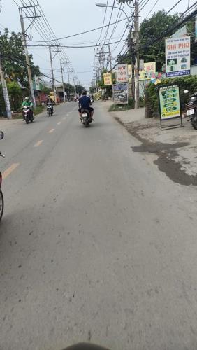 BÁN GẤP LÔ ĐẤT 105M2 GẦN ỦY BAN TÂN XUÂN GIÁ CHỈ 1 TỶ 550 TRIỆU GỌI XEM ĐẤT