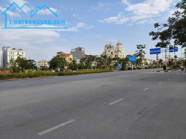 Bán lô đất DT 337M Giá 47 tỷ 180 mặt đường Lê Hồng Phong Hải An