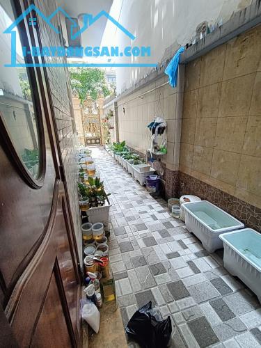 Bán biệt thự 25 tỷ, 4 tấm, 10x20m, mặt tiền đường số 57, Phường Tân Tạo
