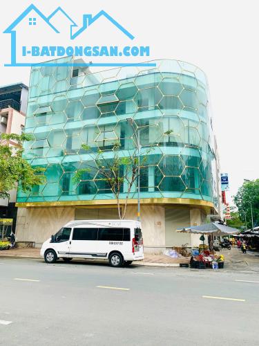 Bán Toà Nhà 1 Hầm 5 Tầng 771m2 Sàn- Góc 2 Mặt Tiền-Đường Rộng 24m-Ngay Lương Định Của,Q2