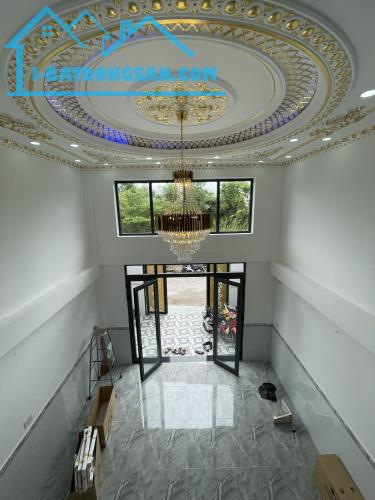 Bán Gấp Nhà Tại Phước Kiển 5 x 18 sổ riêng 1 trệt 1 lửng 2 lầu Sân Thượng Gần HAGL AN Tiến