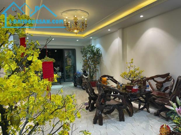 Nhà mới 18.4 tỷ, 5x20m 4 tấm, mặt tiền đường số 30, Bình Trị Đông B, Bình Tân