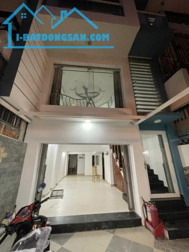 Bán nhà Đường Số 39, Phường Bình Trưng Tây, Quận 2 💥 Vị trí gần chợ Nhà 3 tầng + gara