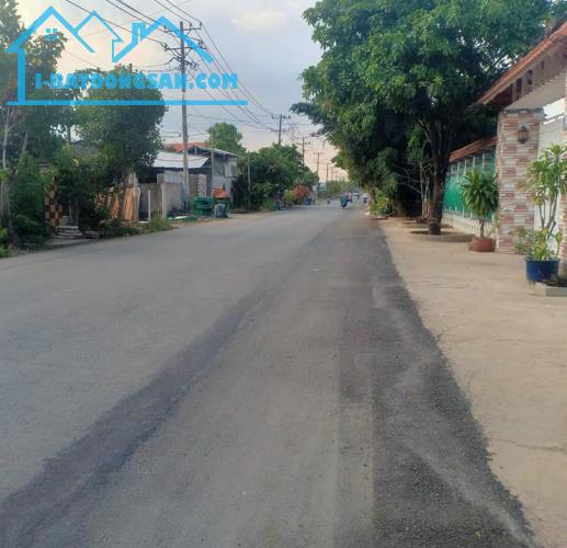 Bán đất tặng Nhà-2 mặt tiền Âu cơ-Tuyên Quang-Lâm Đồng-115m2+250m2+270m2