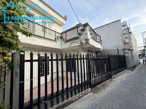Cách 1 căn ra mặt tiền Huỳnh Tấn Phát Phú xuân Nhà Bè 2 tầng 76m2 ngang 8.7m nở hậu 3.3 tỷ