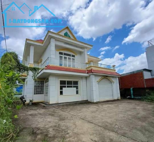 BIỆT THỰ MẶT TIỀN NGUYỄN DUY TRINH - NỞ HẬU - DT 1150M2 - PHÙ HỢP XÂY BUILDING