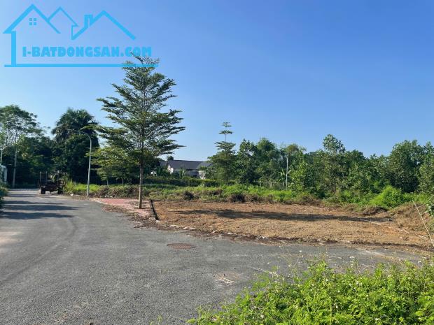 189m2 lô góc MT 10m cách trục chính đồng trạng 50m, 200m ra trường cấp 1, chợ giá đầu tư