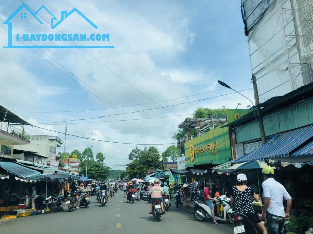 ĐỊNH CƯ SANG ÚC CẦN SANG 15X50=750M2 ĐẤT THỔ CƯ MẶT TIỀN QUỐC LỘ 13, DÂN ĐÔNG GIÁ 370 TR