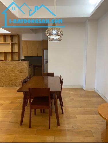 Bán nhà Võ Chí Công – Tây Hồ - 72m2 Sổ - 3 Mặt tiền – ô tô tránh – 20 tỷ .