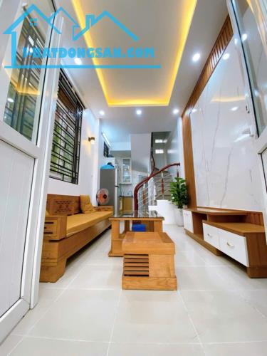 Bán nhà phố Đình Giót - Phương liệt , DT :55m2 , Giá Hơn 8 tỷ , Ngõ Thông , Kinh Doanh , L