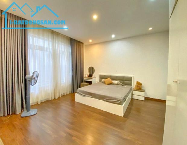 LÔ GÓC, XUÂN PHƯƠNG 40M × 5T - FULL NỘI THẤT, 7,4TỶ