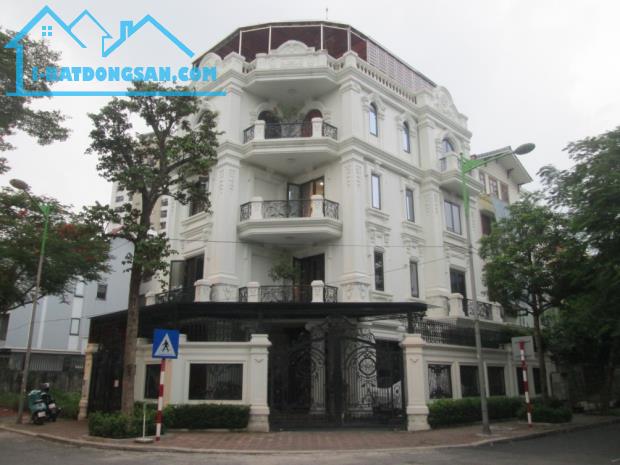Tôi bán biệt thự lô Góc KĐT Mỗ Lao cạnh Làng việt kiều Châu Âu 190m2 chỉ 31.89 tỷ.