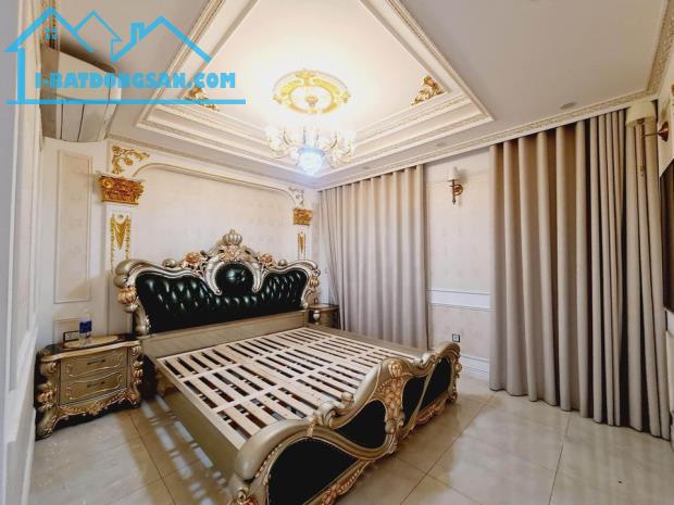 BIỆT THỰ DÁT VÀNG HOÀNG CẦU, GẦN HỒ, 6 TẦNG THANG MÁY_DT 140M2, 6 TẦNG, MT 10M, 46TỶ