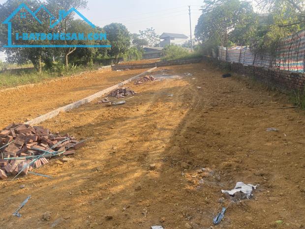 BÁN ĐẤT PHÚ CÁT - HÒA THẠCH - Ô TÔ TRÁNH - SINH LỜI CAO 272M 7,5M MẶT TIỀN GIÁ 4.15 TỶ