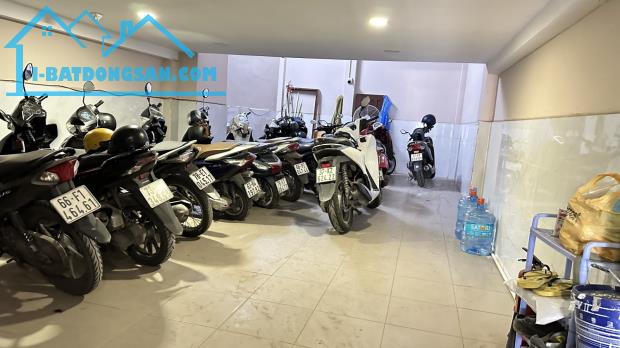 CHDV LINH ĐÔNG, DÒNG TIỀN 600TR/NĂM, 104M2 (4.4×24)M, 4 TẦNG, CHỈ 11 TỶ.