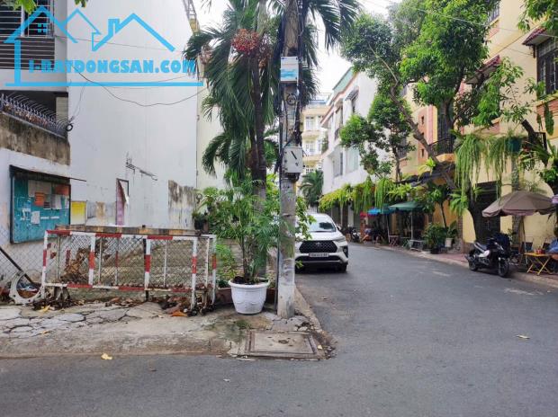 Bán lô đất đẹp Góc 2 mặt tiền Đường Cộng Hoà, Phường 04, Quận Tân Bình, Hồ chí Minh