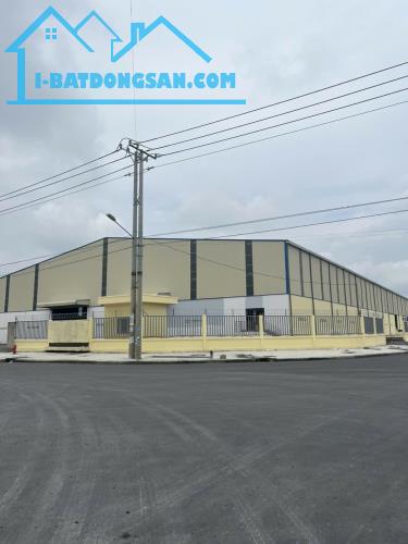 Bán kho xưởng 75 tỷ, 70x150m, 2 mặt tiền đường số 9 KCN Xuyên Á, Xã Mỹ Hạnh Bắc, Long An