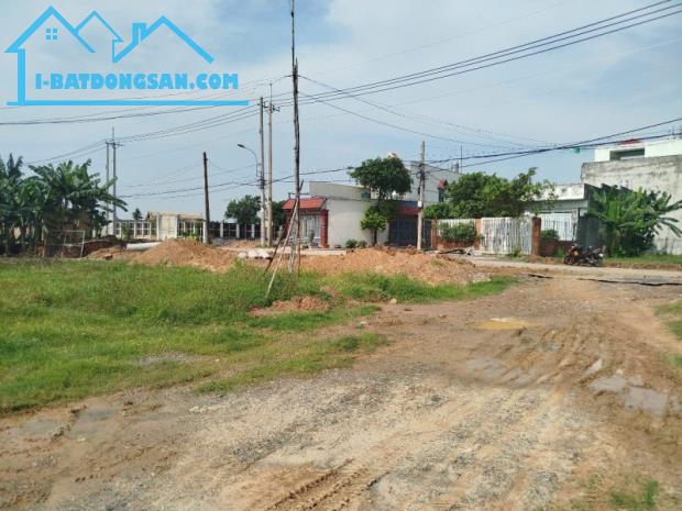 BÁN LÔ ĐẤT 10,138M2- BÀ ĐIỂM- HÓC MÔN - LÀM KHO XƯỞNG - GỌI CHO EM XEM ĐẤT