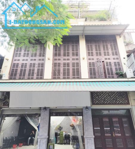 Bán Nhà Mặt Phố Đặng Thai Mai, Tây Hồ DT 213m2 x 5T, MT 8,2m, Giá Rẻ