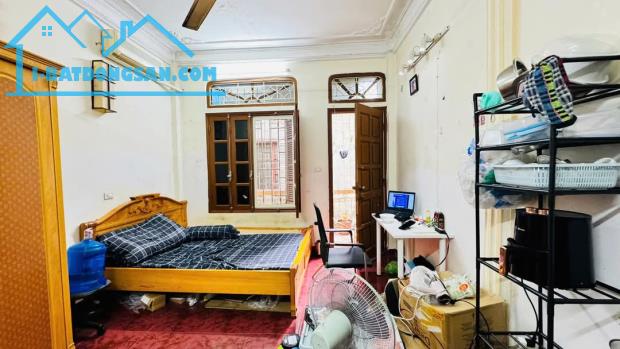 PHÂN LÔ KIM ĐỒNG, HOÀNG MAI, 50M,5 TẦNG,MT4M, 12 TỶ, GẦN HỒ, KINH DOANH, VĂN PHÒNG.
