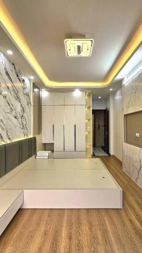 NHÀ ĐẸP HOÀNG VĂN THÁI, GẦN PHỐ, 36M2 X 5 TẦNG THANG MÁY, FULL NỘI THẤT XỊN, SỔ VUÔNG VẮN