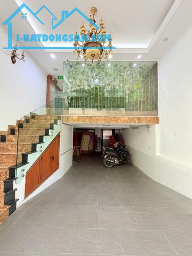 BÁN NHÀ PHÂN LÔ NGỤY NHƯ KON TUM, 60M2 X 9 TẦNG THÔNG SÀN THANG MÁY, SỔ ĐẸP MẶT TIỀN RỘNG