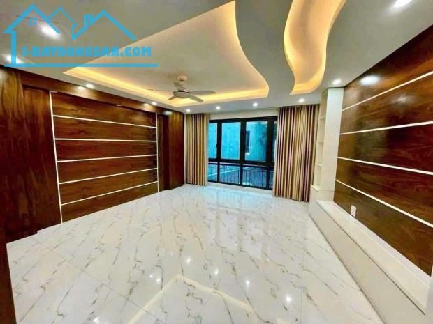 BÁN NHÀ PHÂN LÔ 2 THOÁNG 11,5 TỶ 45m 6 TẦNG MT 5m GARA Ô TÔ 7 CHỖ XUÂN LA TÂY HỒ