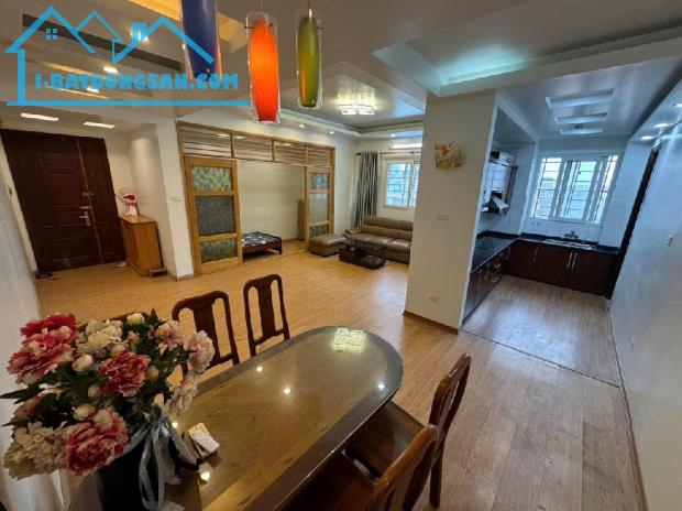 MỸ ĐÌNH 42m²- NGÕ THÔNG - Ô TÔ ĐỖ CỔNG - NHÀ ĐẸP Ở LUÔN - 2 MẶT THOÁNG. 0876196866