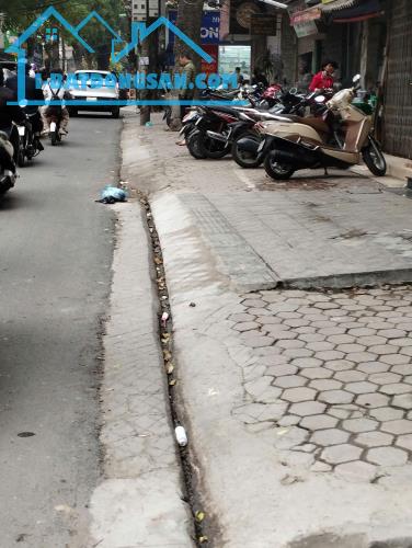 Bán đất tặng nhà mặt phố Hoàng Hoa Thám Ba Đình vỉa hè,kinh doanh sầm uất102m 22.5tỷ -