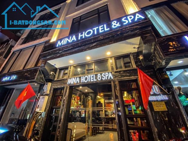 Cần bán Khách sạn 4 Sao Mặt phố Hàng Buồm, Hoàn Kiếm DT: 330m² x 7T x MT: 9,7m.