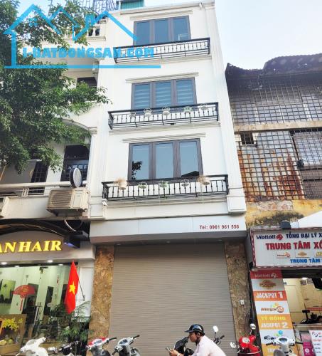 Bán Nhà Mặt Phố Tây Hồ, Tây Hồ DT 143m2 x MT:5,1m. Giá Rẻ.