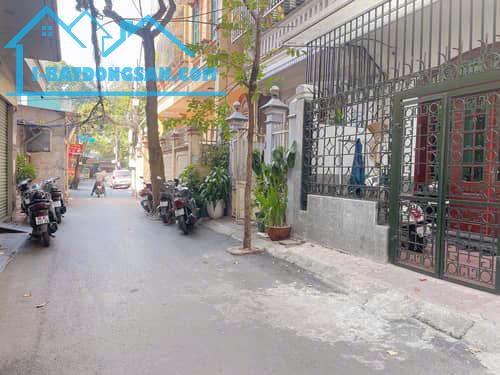 Bán nhà Phường Nghĩa Tân - Cầu Giấy 57m2 – 5 Tầng – Phân lô – Ô tô – Vỉa hè – 24 tỷ .