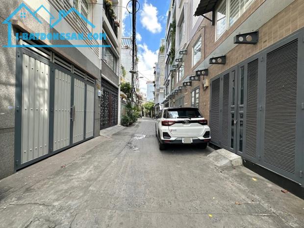 Bán nhà HXH Huỳnh Văn Bánh, P11, Phú Nhuận, 45m2, 2 tầng, ngang 4,3m