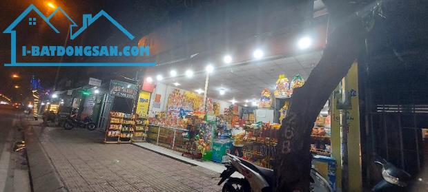 Mặt tiền Huỳnh Tấn Phát Nhà Bè 97m2 ngang 4.7x21m khu vực kinh doanh sầm uất, 11.5 tỷ