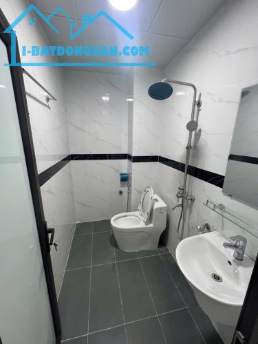 Bán Nhà Ngọc Hồi dân xây 35m 4 t full tiện ích nhà mới về ở luôn giá 4.6 tỷ