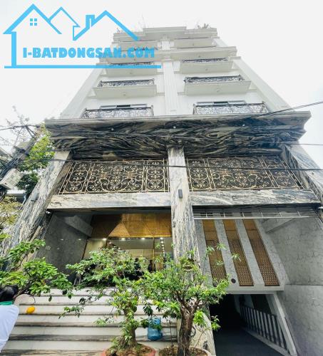 Bán Tòa Văn Phòng Mặt Phố Đông Các, Đống Đa DT 350m2, 11T, MT 8.6m. Giá Cực Rẻ