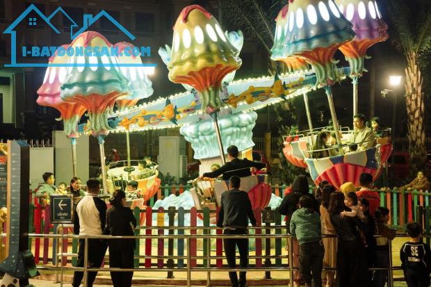 Bán Gấp Biệt thự Vincom Shophouse Royal, Trung tâm thành Phố Đông Hà, Quảng Trị park 78m