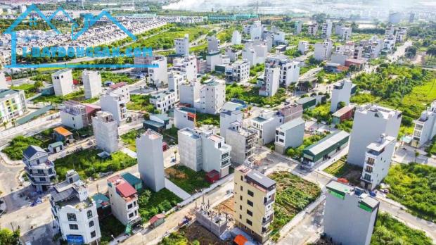 Hót! Lô góc đẹp hiếm có mặt tiền 16.23m, ngay gần đường 16m vị trí rất đẹp, kinh doanh tốt