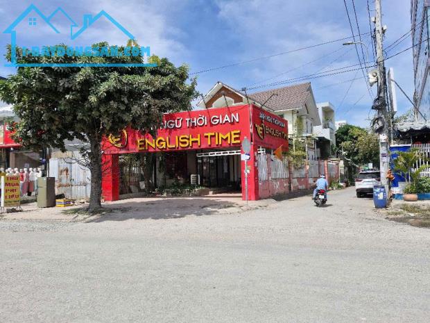 LÔ GÓC, MẶT TIỀN ĐƯỜNG LÒ LU, DT 215M2 (NGANG 10M), TRƯỜNG THẠNH, Q9