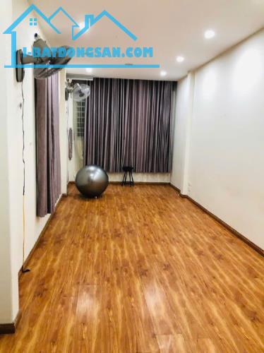 BÁN NHÀ ĐẸP TÂY HỒ - NGÕ BA GÁC PHI - VỀ Ở LUÔN