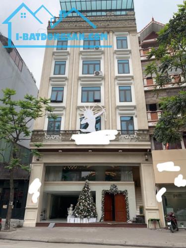 Cực Phẩm BÁN NHÀ MẶT PHỐ XUÂN DIỆU, TÂY HỒ: 200m2, MT 8m, 3 tầng. VỊ TRÍ ĐẮC ĐỊA,, Xây KS