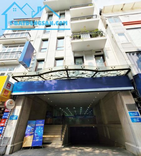 Bán Tòa Văn Phòng Mặt Phố Chùa Bộc, Đống Đa DT 370m2, 10T, MT 12m. Giá Cực Rẻ