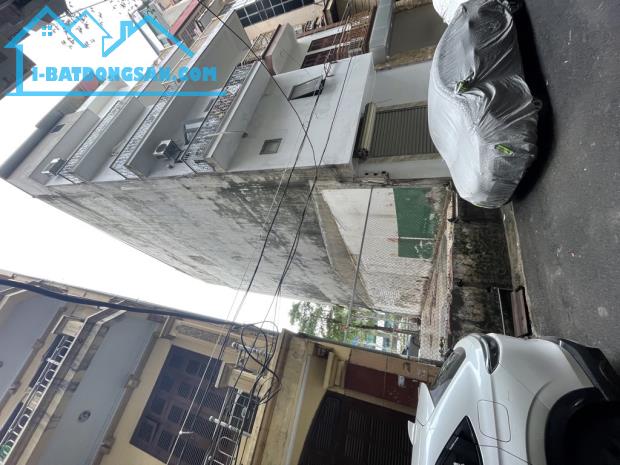 Bán Đất Mặt phố Lạc Long Quân, vỉa hè ô tô tránh, 1 mặt ngõ Ô tô 56m2 MT 4m chỉ 35 tỷ