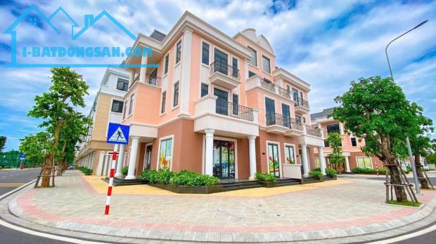 Bán Dinh Thự Shophouse Vincom Trung tâm Thành phố Quảng Trị 300m