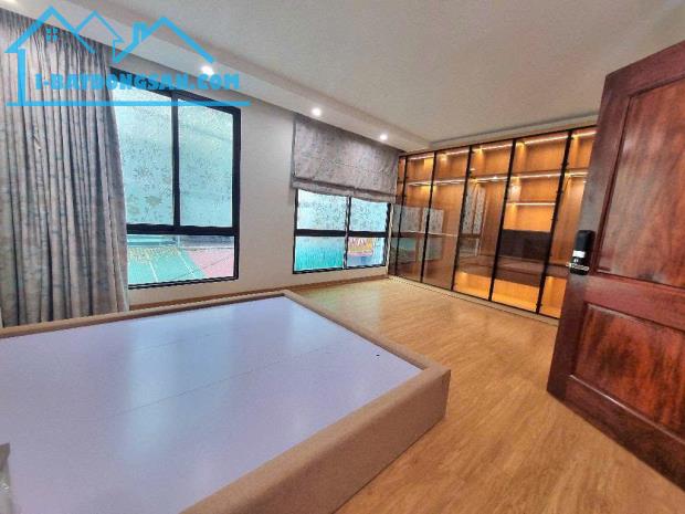 BÁN NHÀ PHÂN LÔ MẶT NGÕ 21 TỰU LIỆT, LÔ GÓC Ô TÔ TRÁNH, FULL NỘI THẤT XỊN