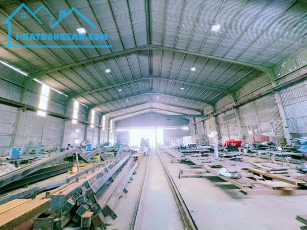 Bán xả lỗ giá chỉ 15 tỷ. Xưởng ngang 60m dt hơn 3500m full skc thuộc Hố Nai 3. Trảng Bom.