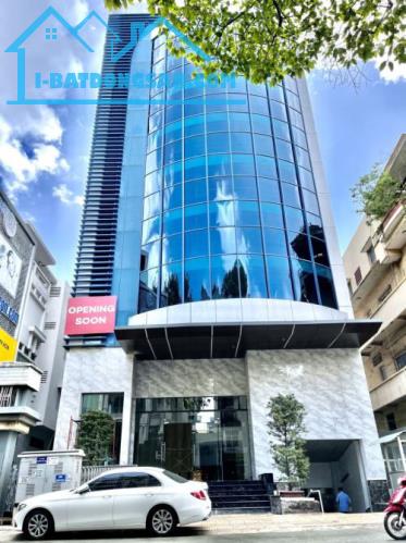Bán Tòa Văn Phòng Mặt Phố Quang Trung, Hai Bà Trưng DT 279m2, 10T, MT 9,6m