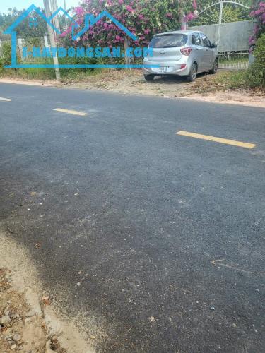 Giá 10 tỷ. Bán 2324m2 vườn bưởi góc 2 mặt tiền đường nhựa xã Bình Lợi,Vĩnh Cửu. Sổ thổ cư