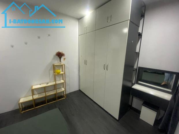 Bán toà CCMN Nguyễn Lương Bằng. Đống Đa DT 86m x 8T. Mặt tiền 5.9m. Giá 20.5 tỷ