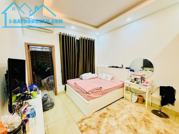 Phân Lô Ô Tô Tránh Vỉa Hè Quận Hai Bà Trưng 55M2 MT 4.5M Vừa Ở Vừa VP Giá 14 Tỷ